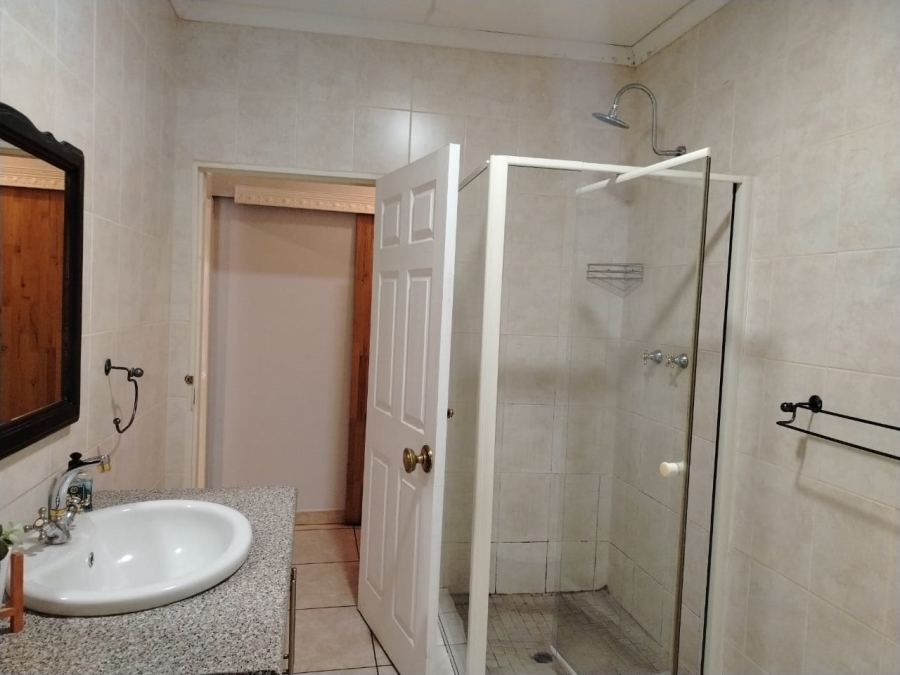 7 Bedroom Property for Sale in Deneysville Free State